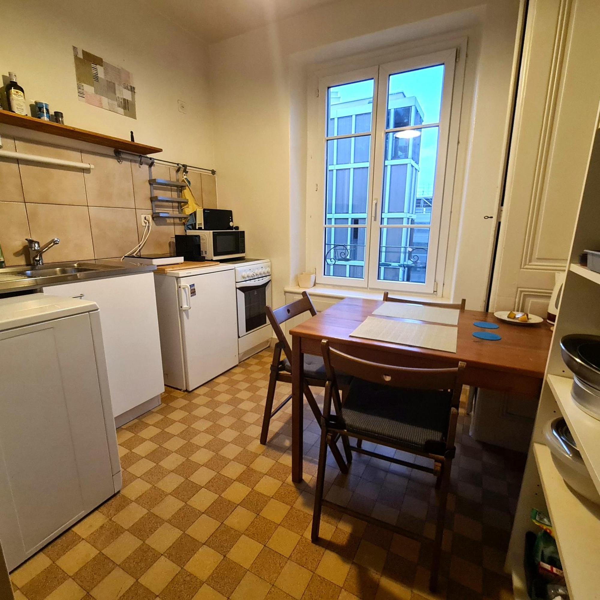 Sublet In Center *